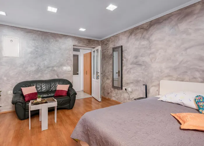 1 Bedroom Amazing In Lägenhet Kastav