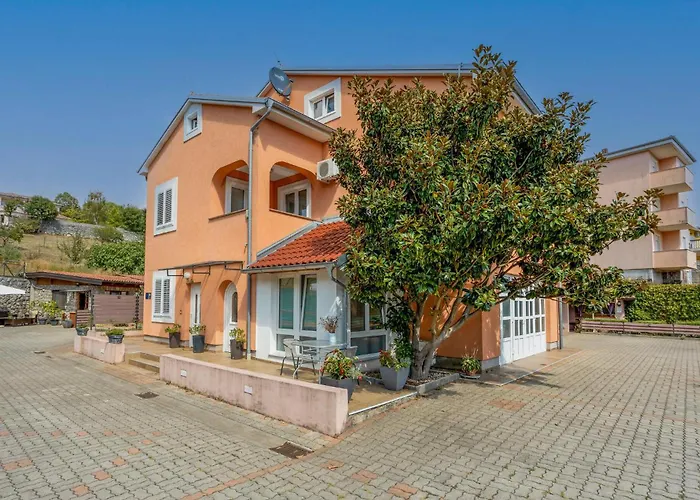 1 Bedroom Amazing In *