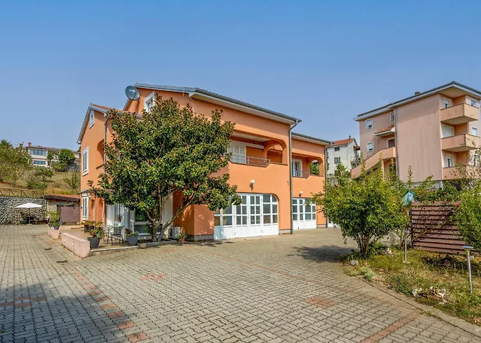 1 Bedroom Amazing In Appartement Kastav
